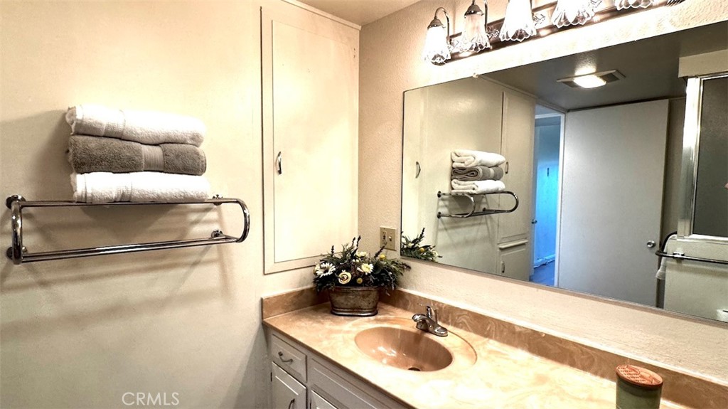 1181 Oakmont Road Seal Beach, CA 90740 - Photo 25 of 30