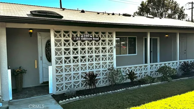 $395,000 | 1181 Oakmont Road, Seal Beach, CA 90740
