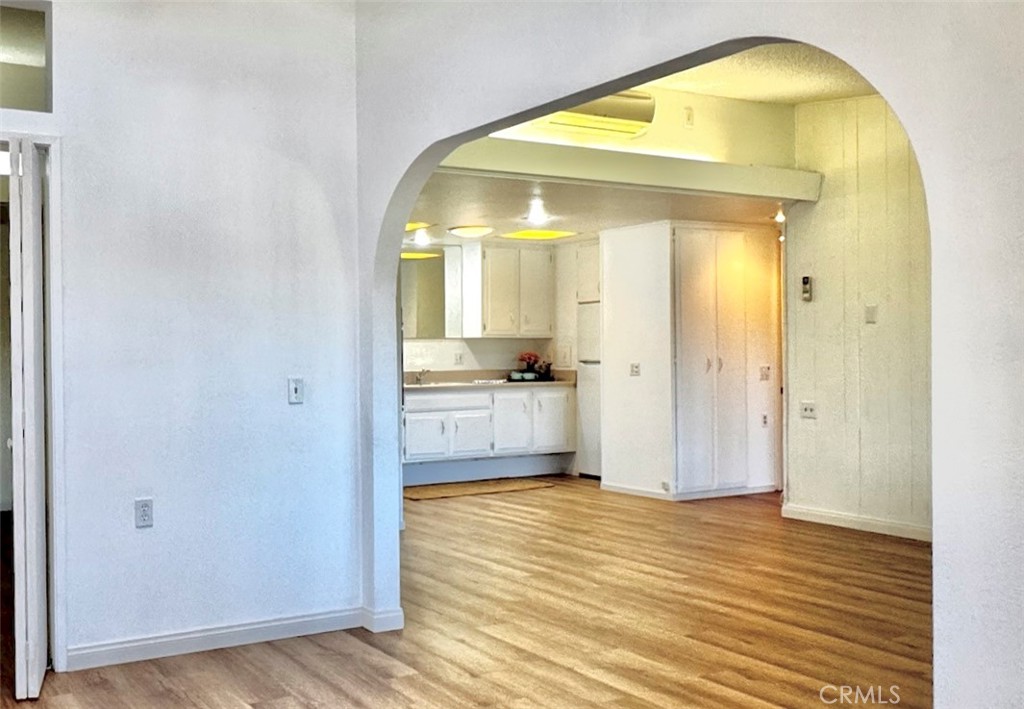 1181 Oakmont Road Seal Beach, CA 90740 - Photo 9 of 30