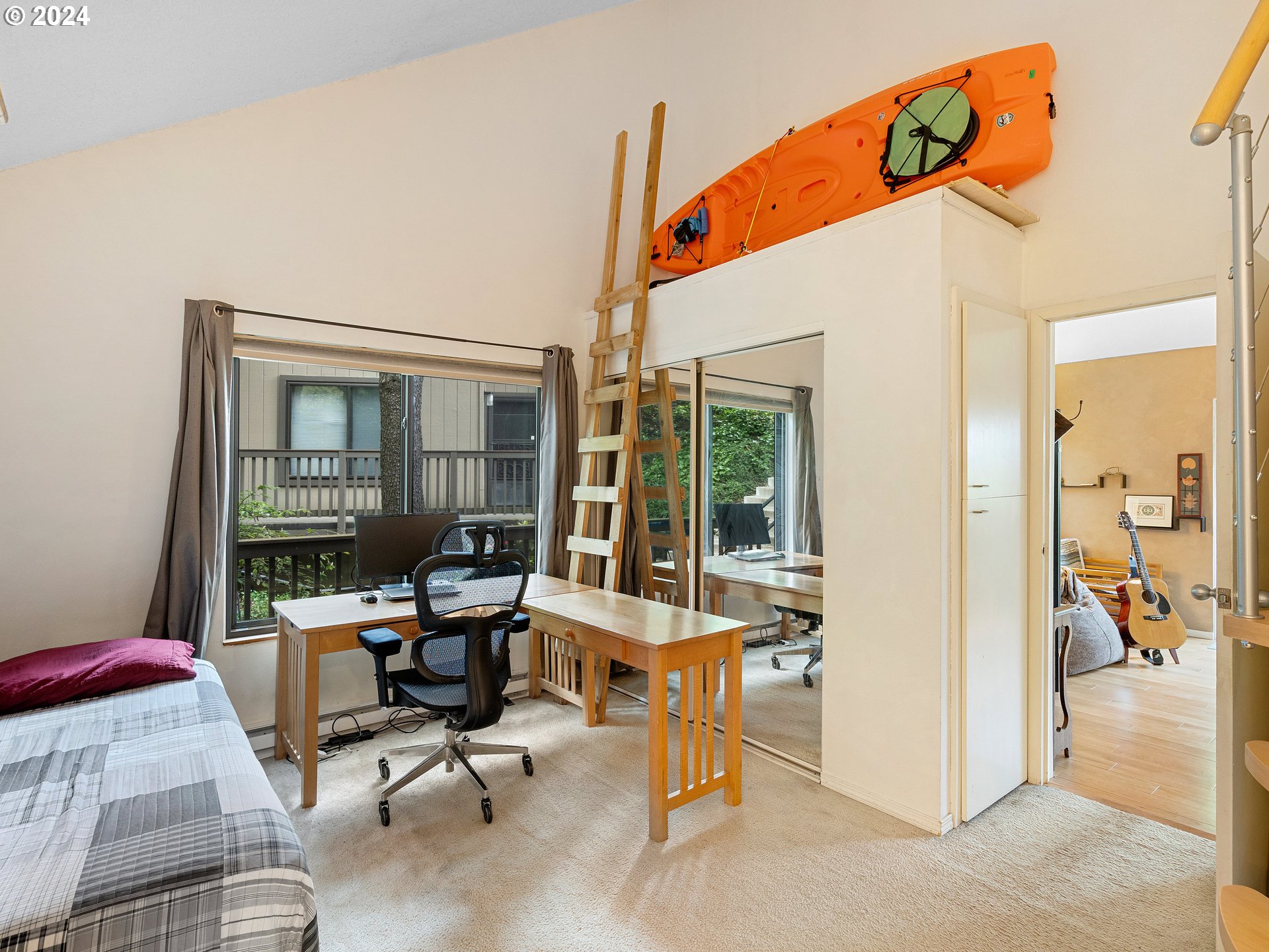 7528 Southwest Barnes Road, Unit A Portland, OR 97225 - Photo 12 of 24 Gallery Image 12