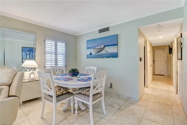 $7,000 | 1051 3rd Street South, Unit 301, Naples, FL 34102