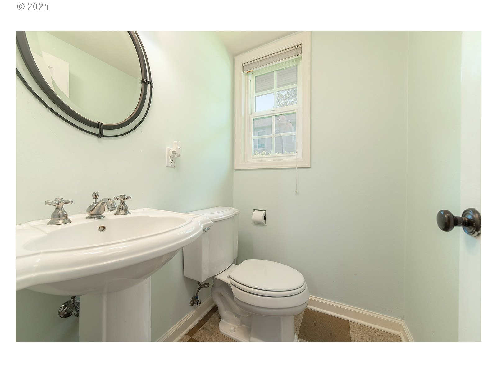 210 South State Street, Unit 10 Lake Oswego, OR 97034 - Photo 14 of 28