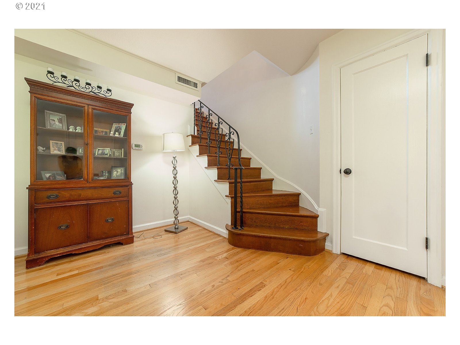 210 South State Street, Unit 10 Lake Oswego, OR 97034 - Photo 15 of 28