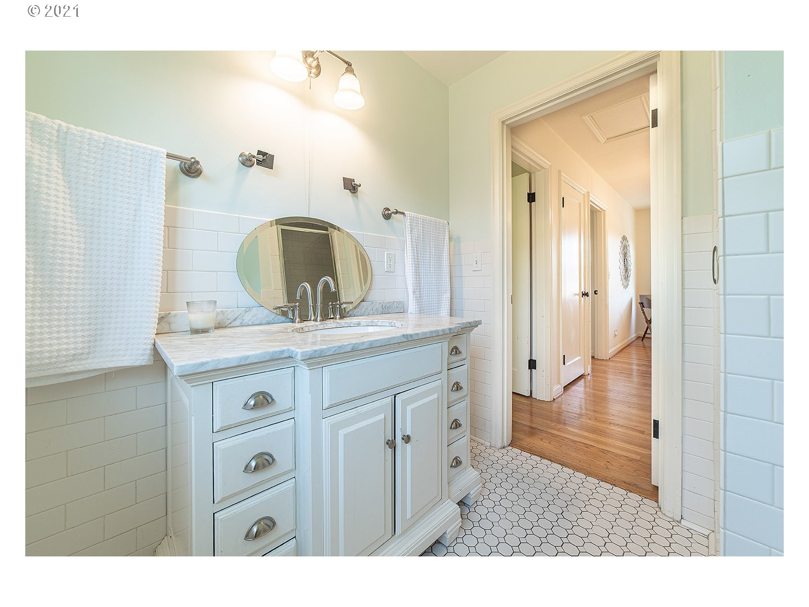 210 South State Street, Unit 10 Lake Oswego, OR 97034 - Photo 23 of 28