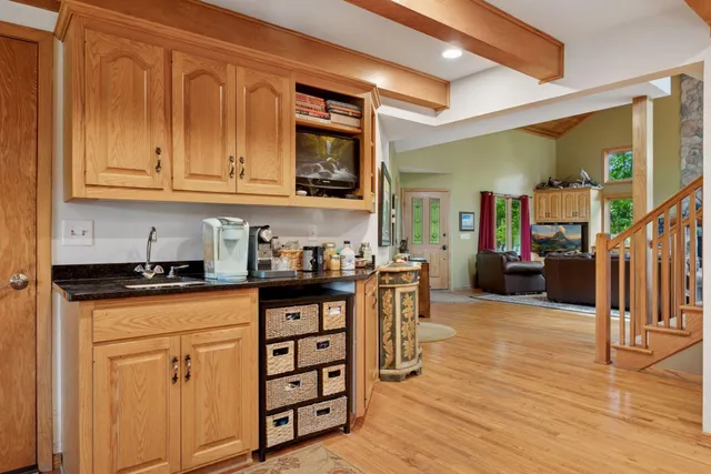 $1,575,000 | 940 Brown Road South, Wayzata, MN 55391