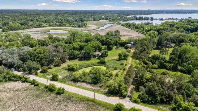 $1,575,000 | 940 Brown Road South, Wayzata, MN 55391