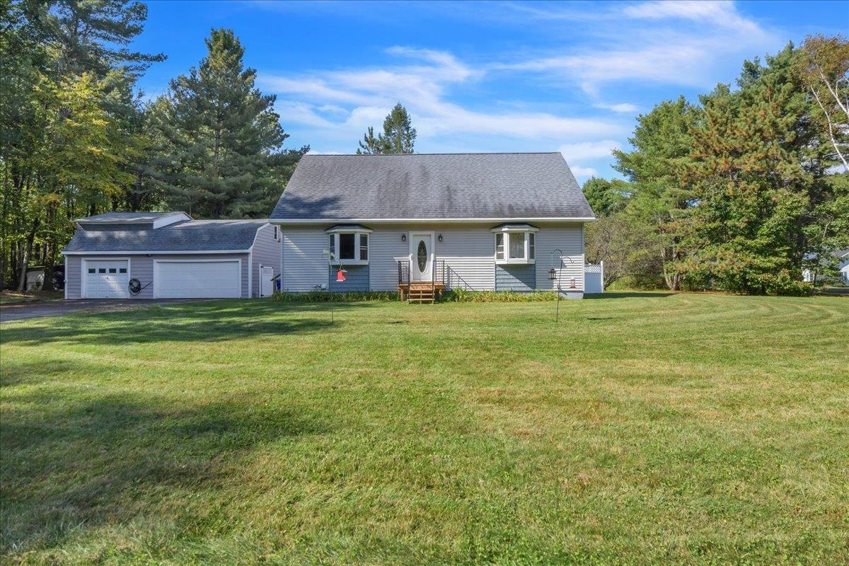 213 Hidden Oaks Drive Colchester, VT 05446 - Photo 1 of 29