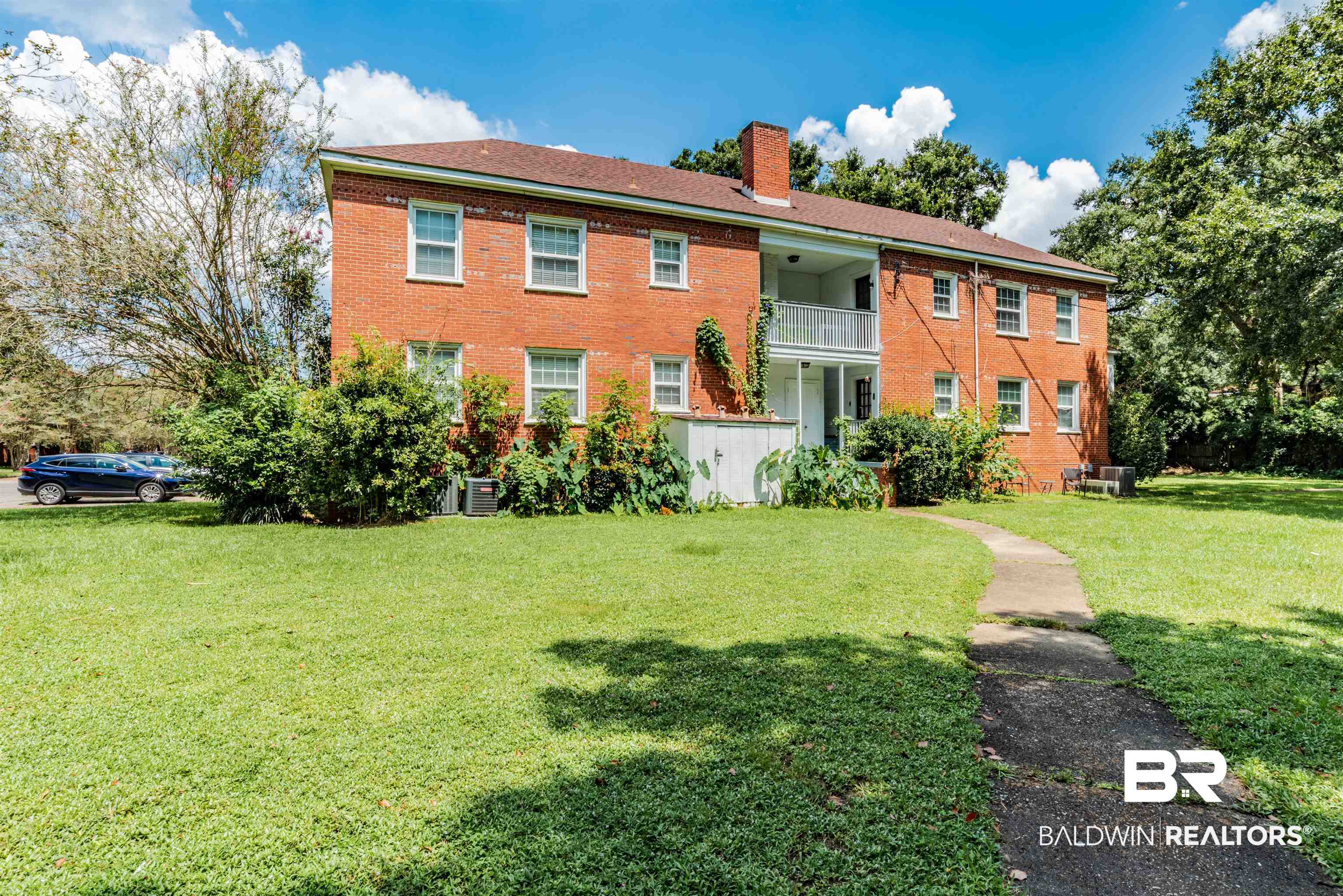 214 Upham Street, Unit 7C Mobile, AL 36607 - Photo 23 of 32 View of building exterior