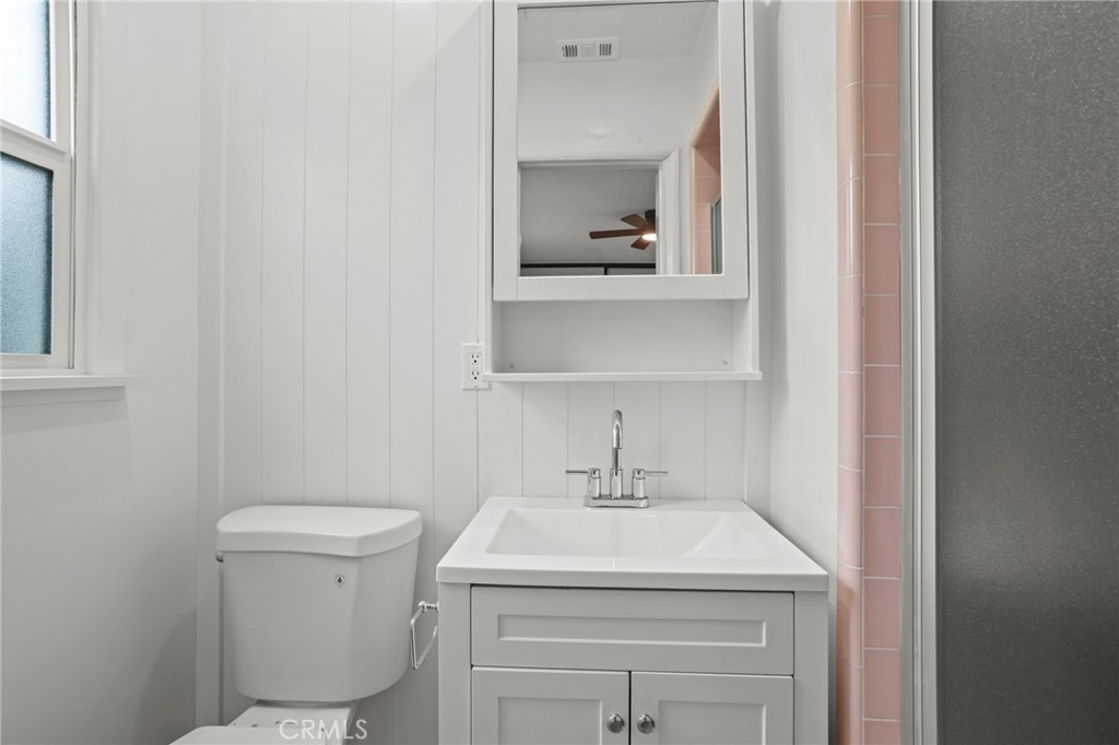 3483 Wanda Way Riverside, CA 92506 - Photo 14 of 32