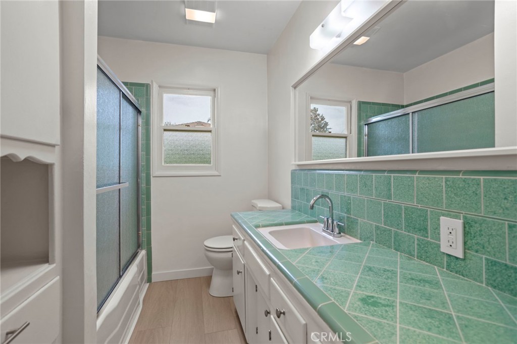 3483 Wanda Way Riverside, CA 92506 - Photo 16 of 32