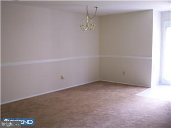 1805 Rabbit Run Road Evesham, NJ 08053 - Photo 7 of 11 Dining Room