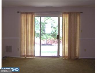 1805 Rabbit Run Road Evesham, NJ 08053 - Photo 8 of 11 Living Room