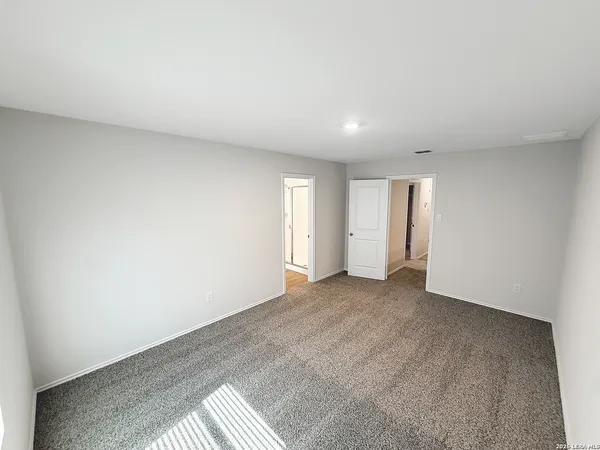 $2,100 | 1255 Avery Ranch Drive, New Braunfels, TX 78130