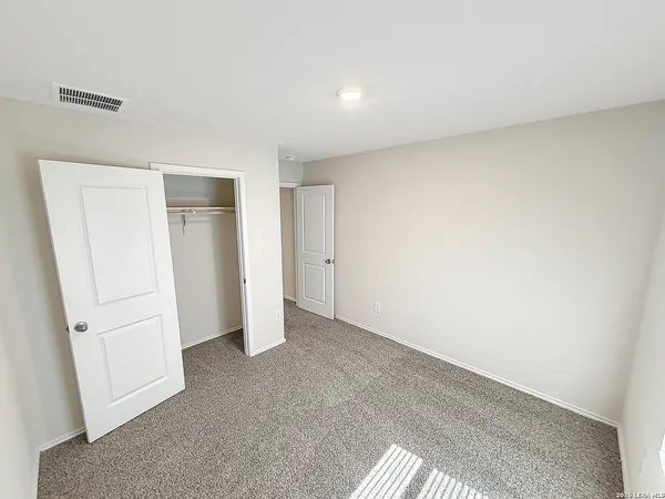 $2,100 | 1255 Avery Ranch Drive, New Braunfels, TX 78130