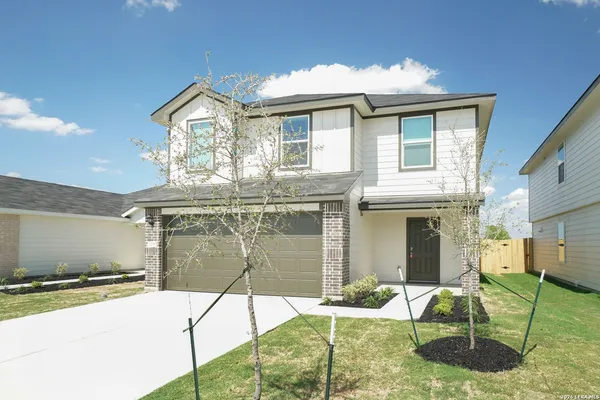 $2,100 | 1255 Avery Ranch Drive, New Braunfels, TX 78130