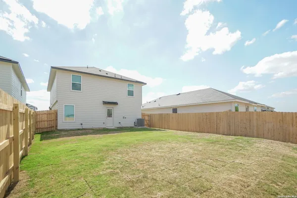 $2,100 | 1255 Avery Ranch Drive, New Braunfels, TX 78130