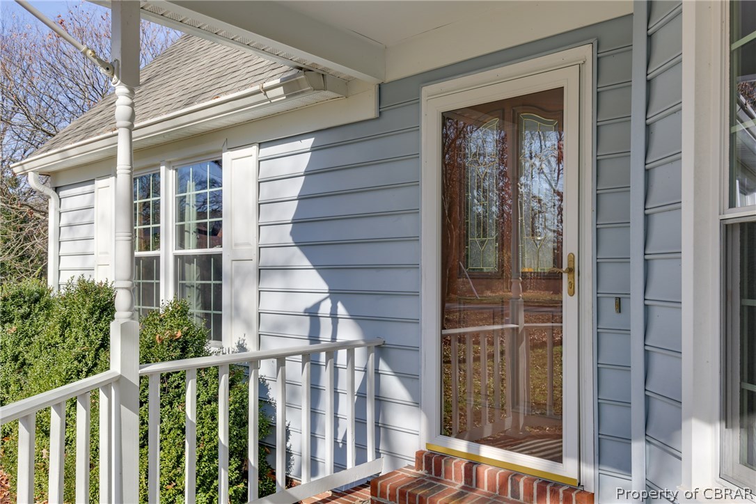 7391 England Road Gloucester Point, VA 23062 - Photo 3 of 34 Gallery Image 3