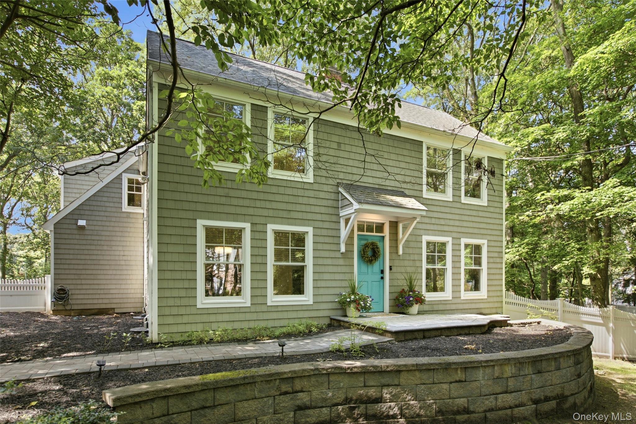 18 West Meadow Road Setauket, NY 11733 - Photo 1 of 32 Front of Home