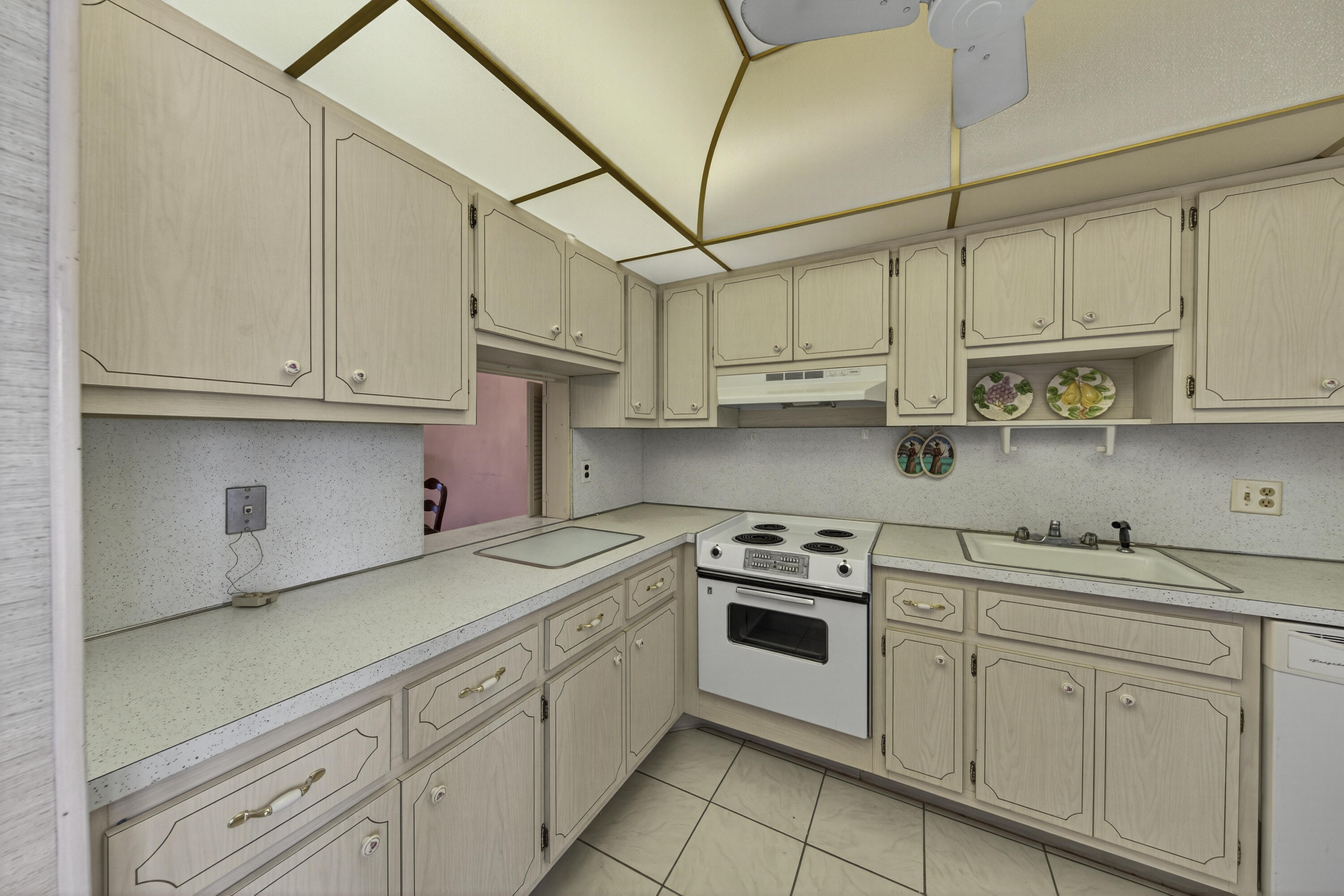 1951 Northeast 39th Street, Unit 255 Lighthouse Point, FL 33064 - Photo 9 of 35 daigle-18