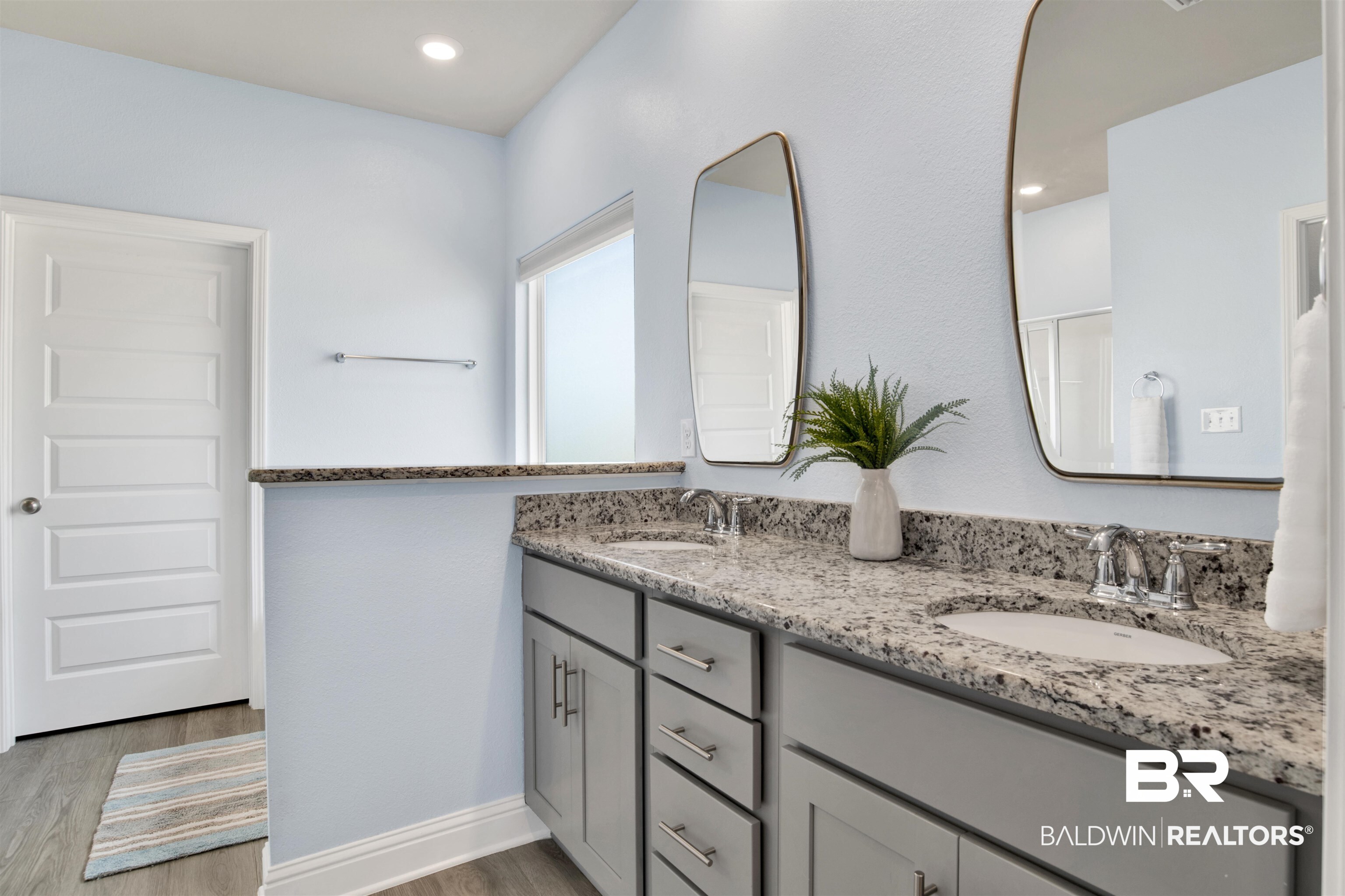 8507 Bronze Lane Foley, AL 36535 - Photo 20 of 48 Primary Bathroom