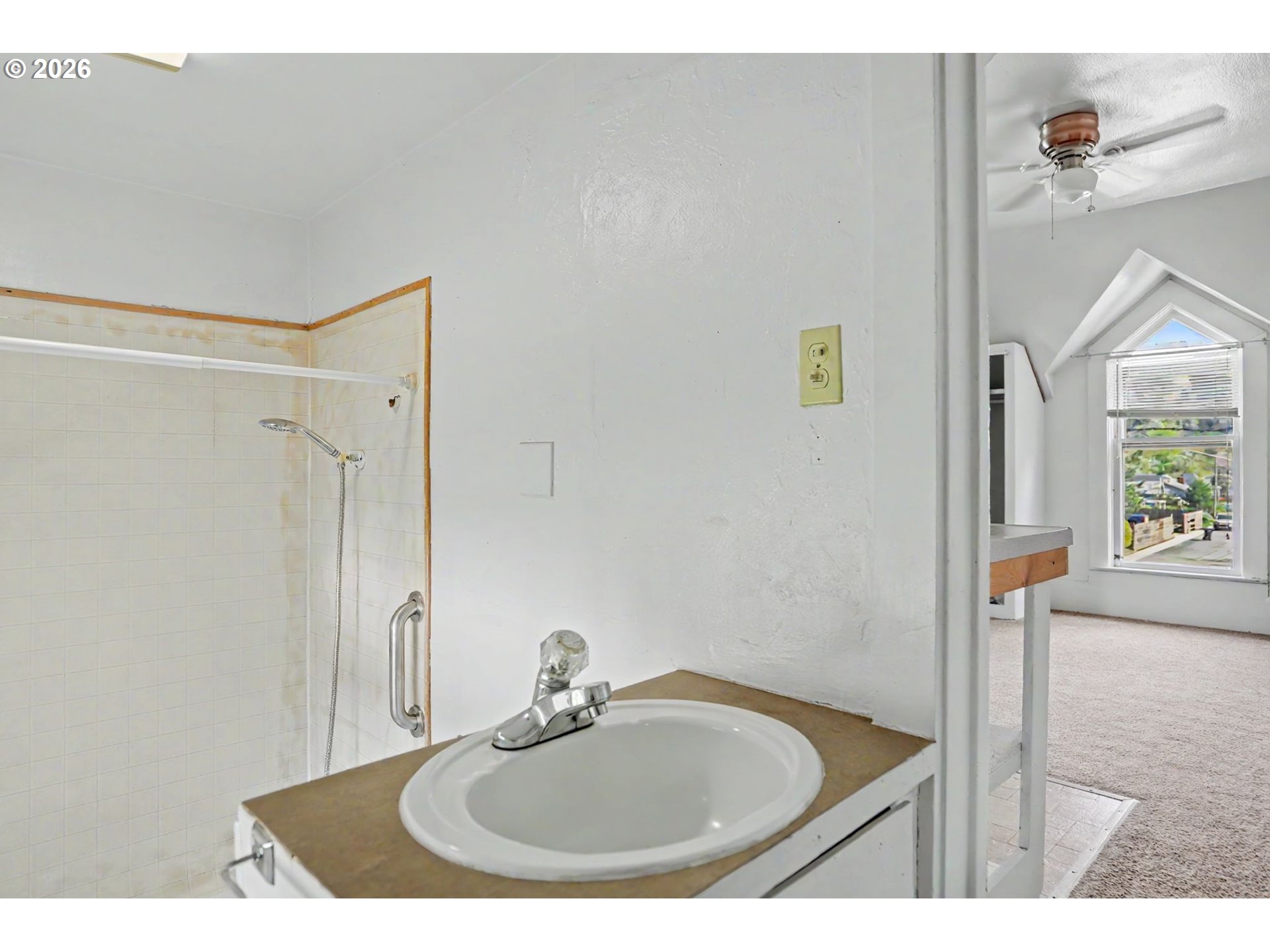 700 South Water Street Silverton, OR 97381 - Photo 18 of 45 Bathroom