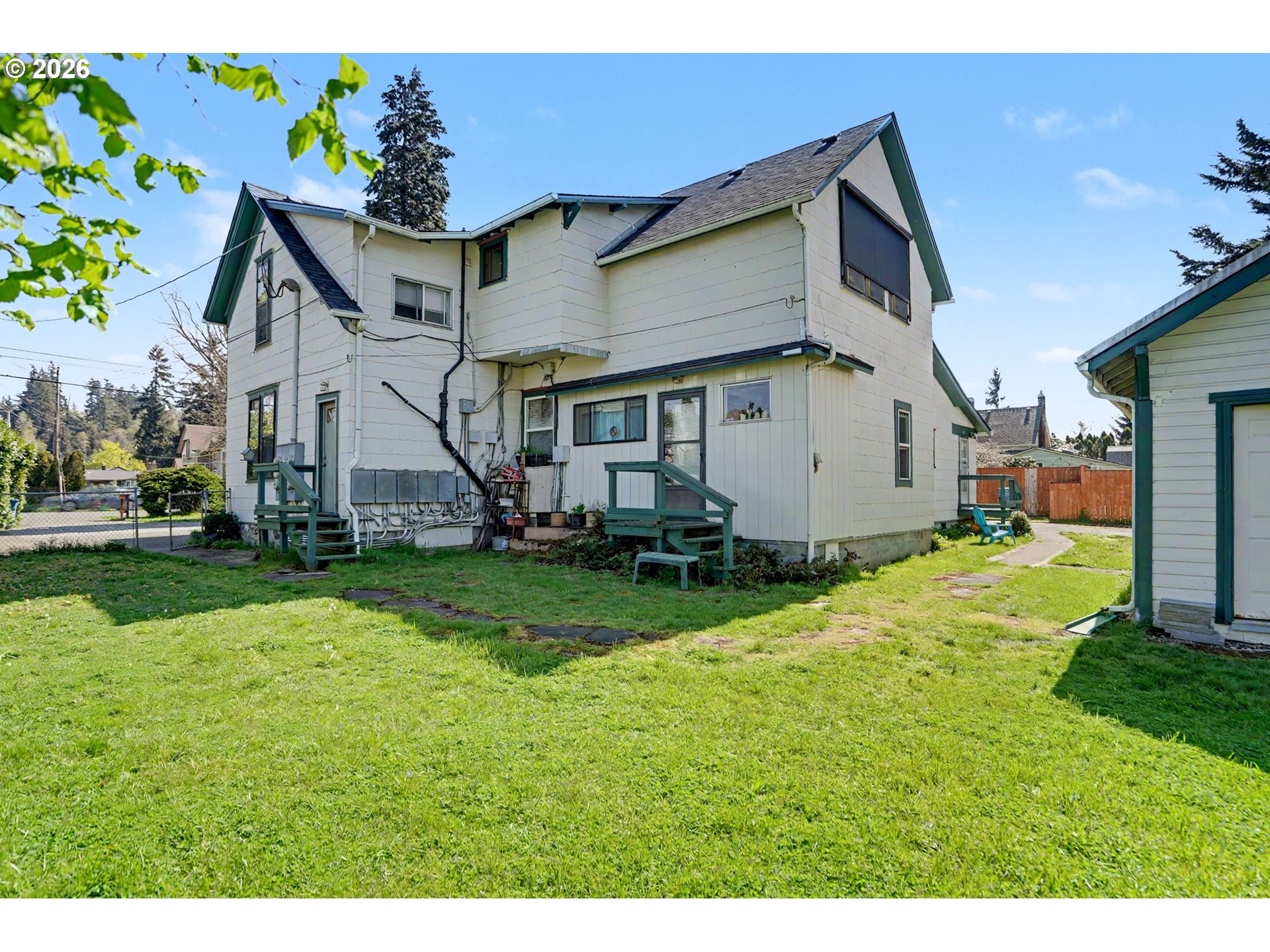 700 South Water Street Silverton, OR 97381 - Photo 40 of 45