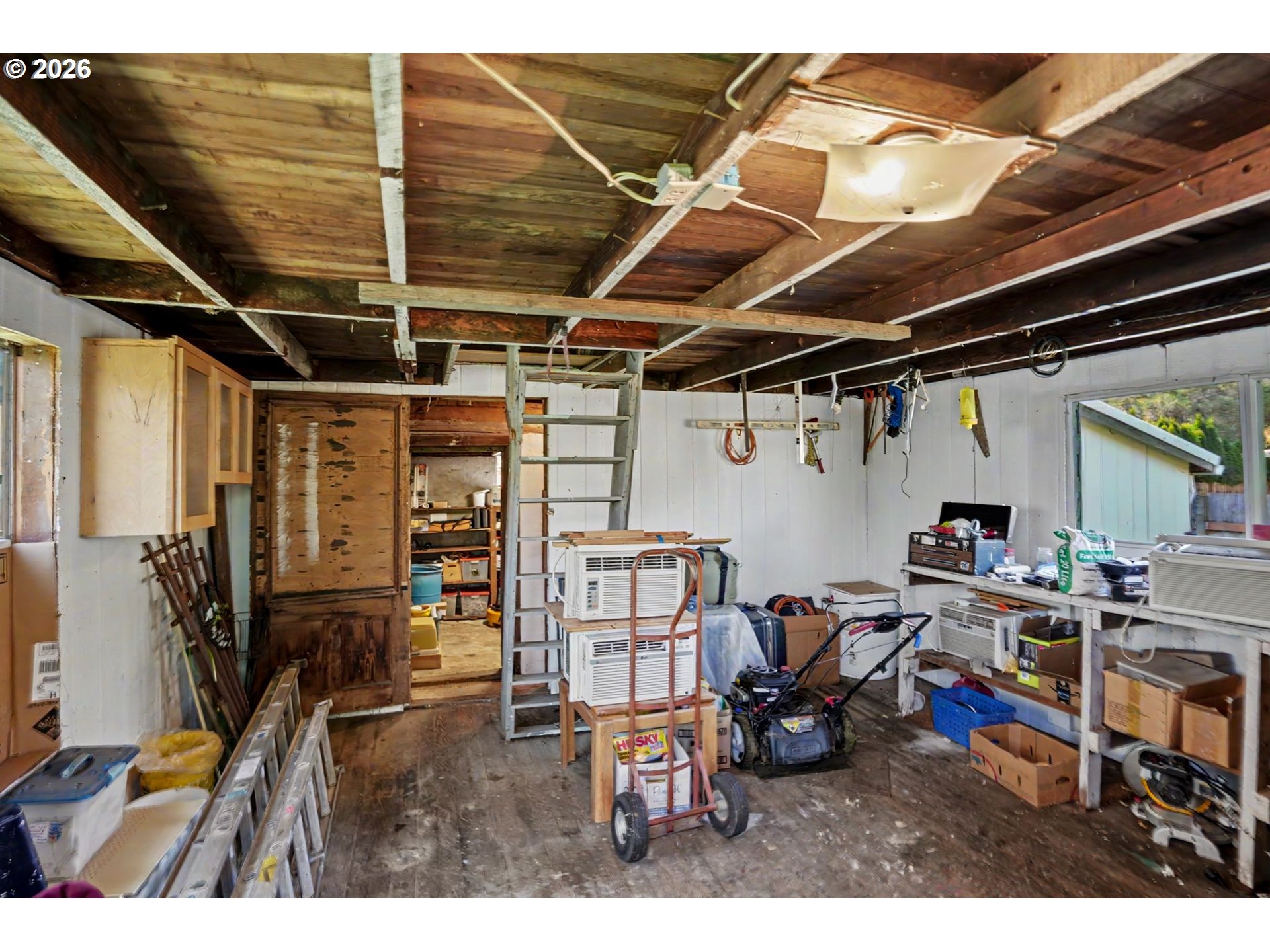 700 South Water Street Silverton, OR 97381 - Photo 42 of 45