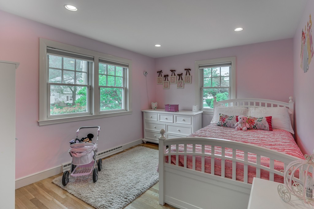 55 Evelyn Road Needham, MA 02494 - Photo 15 of 24