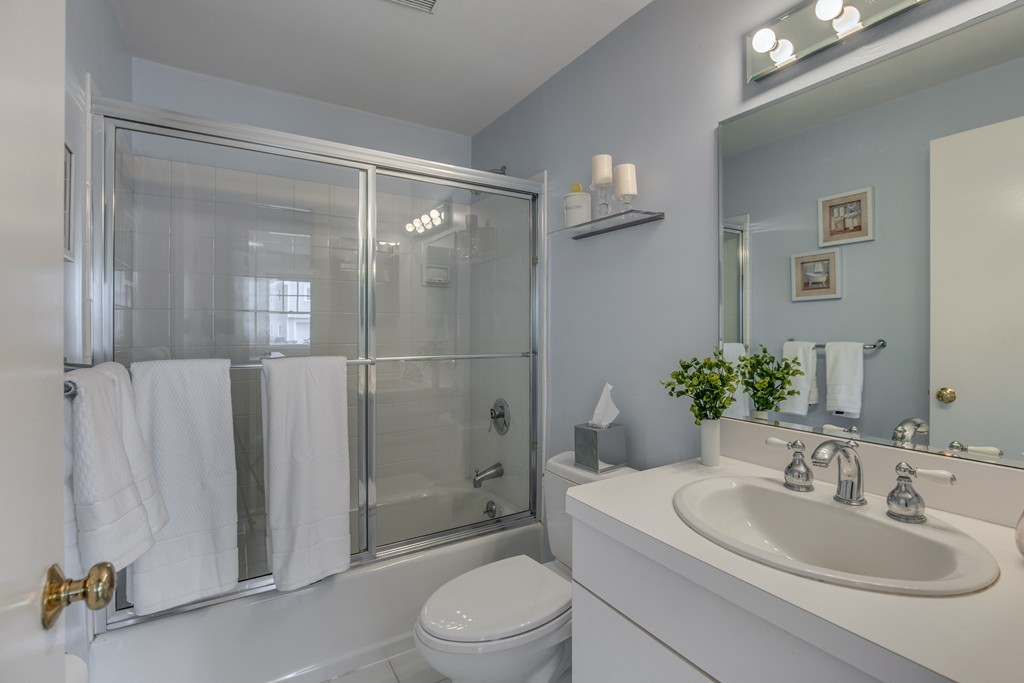 55 Evelyn Road Needham, MA 02494 - Photo 17 of 24
