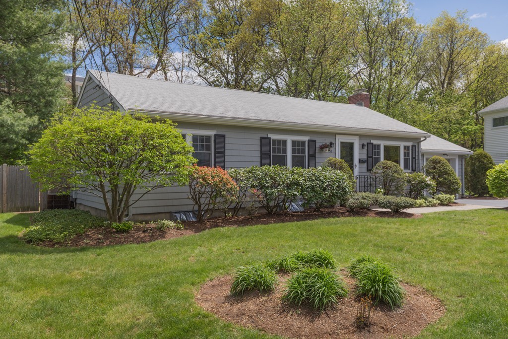 55 Evelyn Road Needham, MA 02494 - Photo 2 of 24