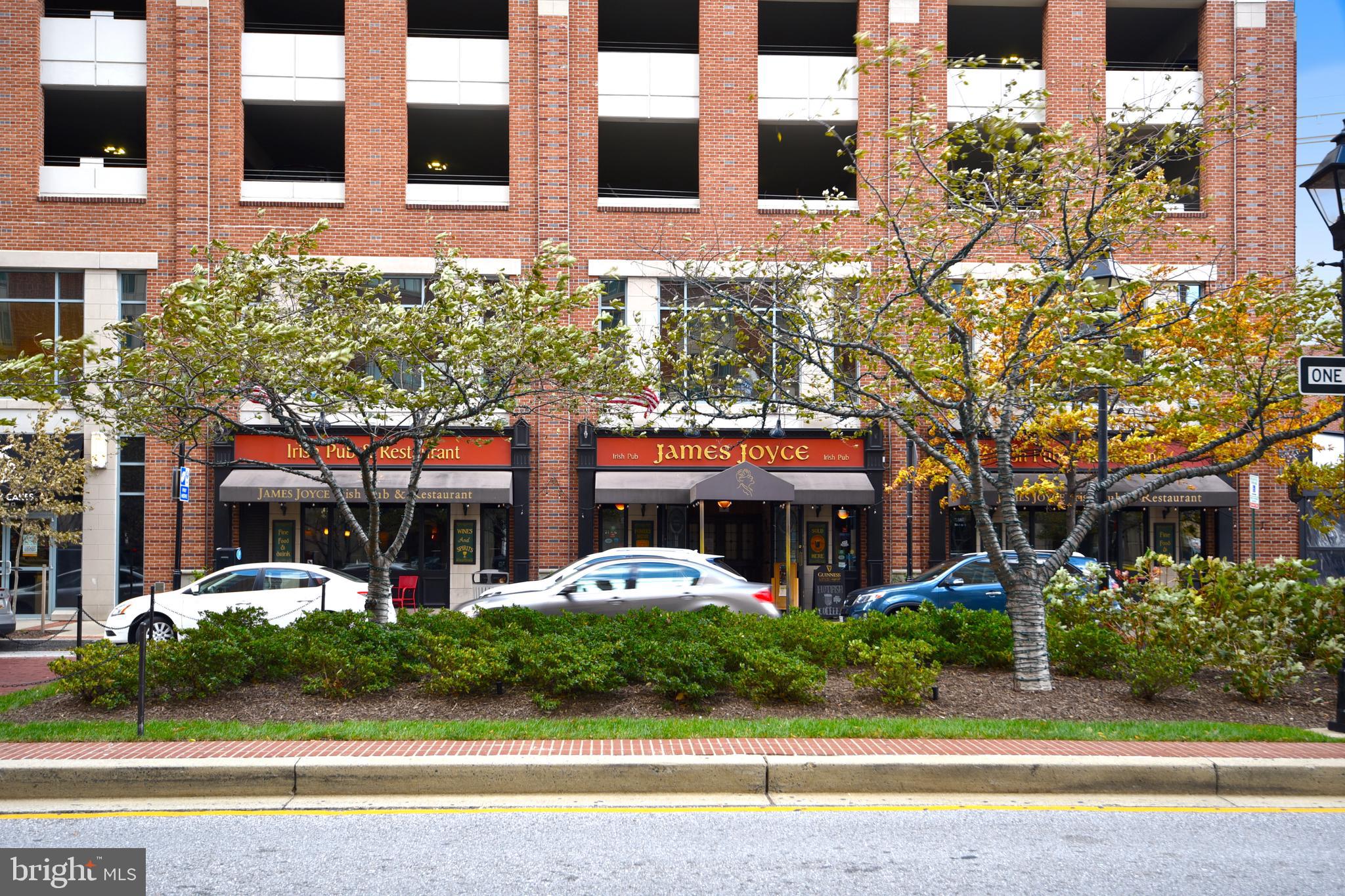 1000 Fell Street, Unit 415 Baltimore, MD 21231 - Photo 32 of 37 Harbor East Restaurants