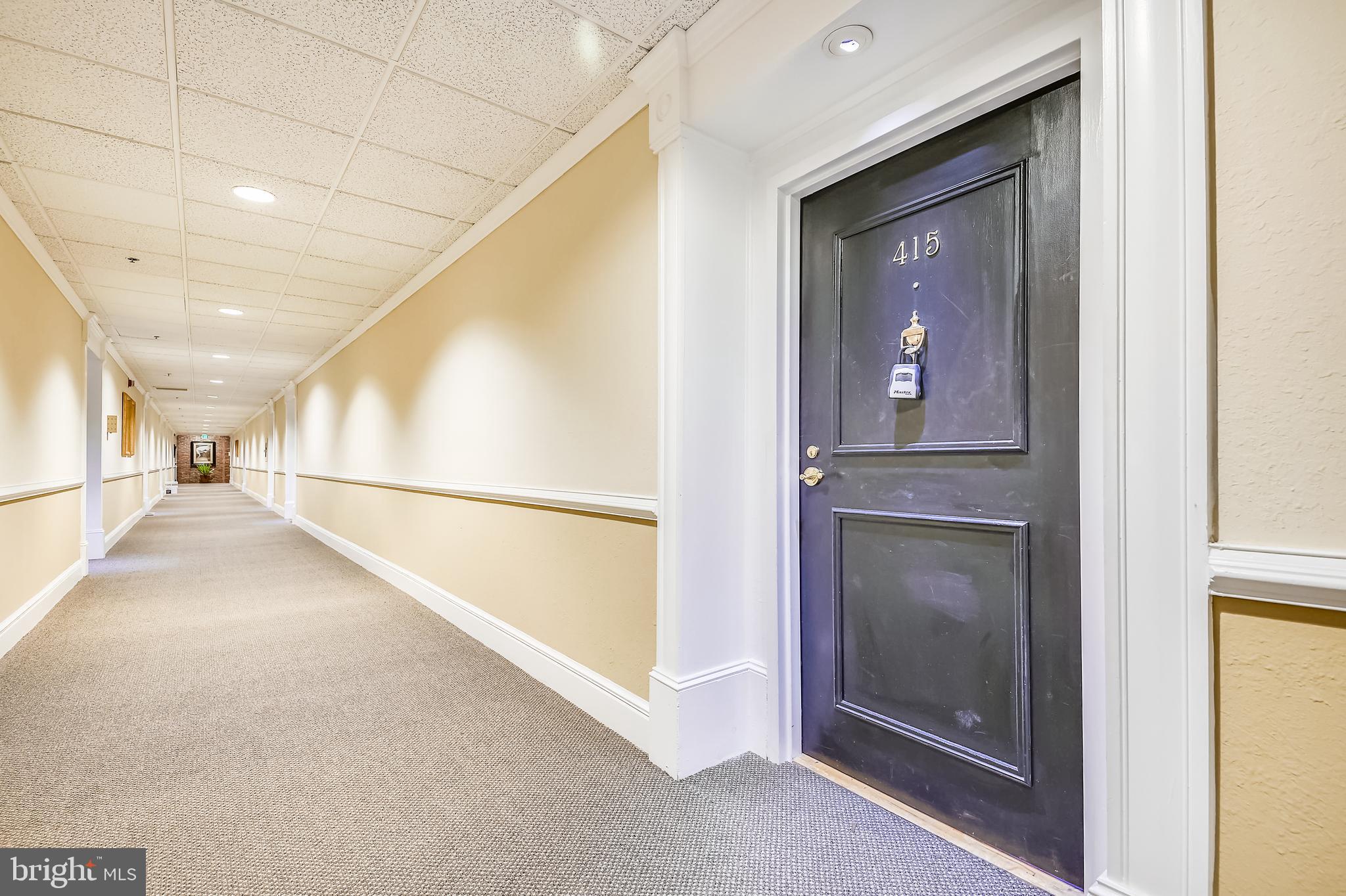 1000 Fell Street, Unit 415 Baltimore, MD 21231 - Photo 5 of 37 View of Hall - Front Door