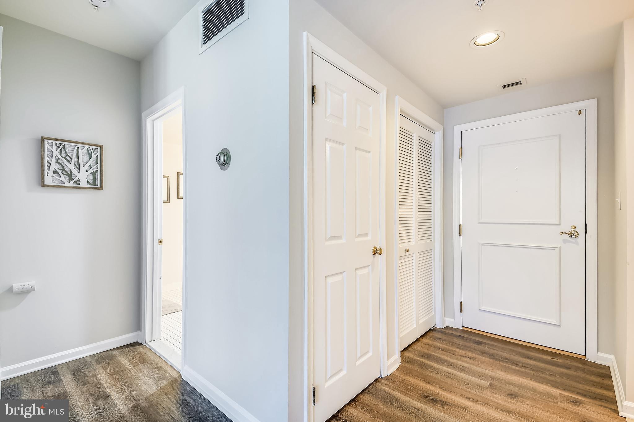 1000 Fell Street, Unit 415 Baltimore, MD 21231 - Photo 6 of 37 Front Door - Closet