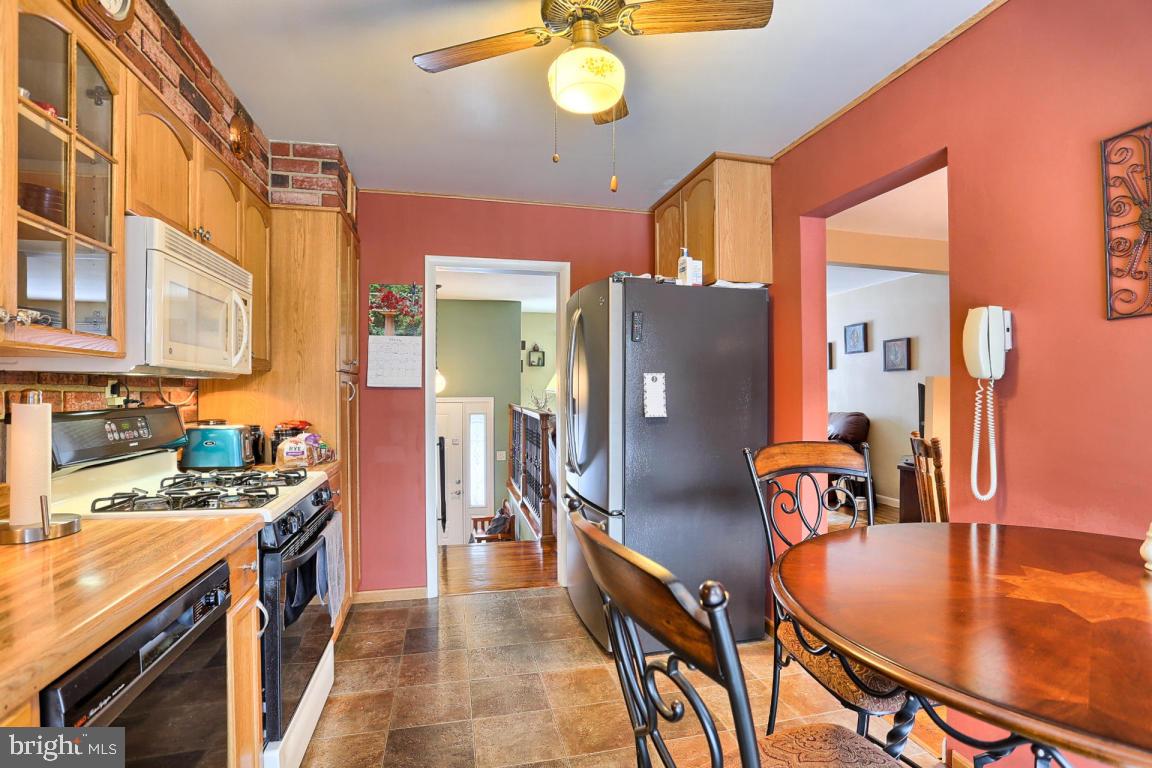 36 Quaker Hills Road Lancaster, PA 17603 - Photo 12 of 18 Gallery Image 12