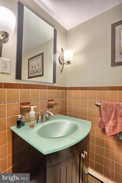 36 Quaker Hills Road Lancaster, PA 17603 - Photo 4 of 18 Gallery Image 4