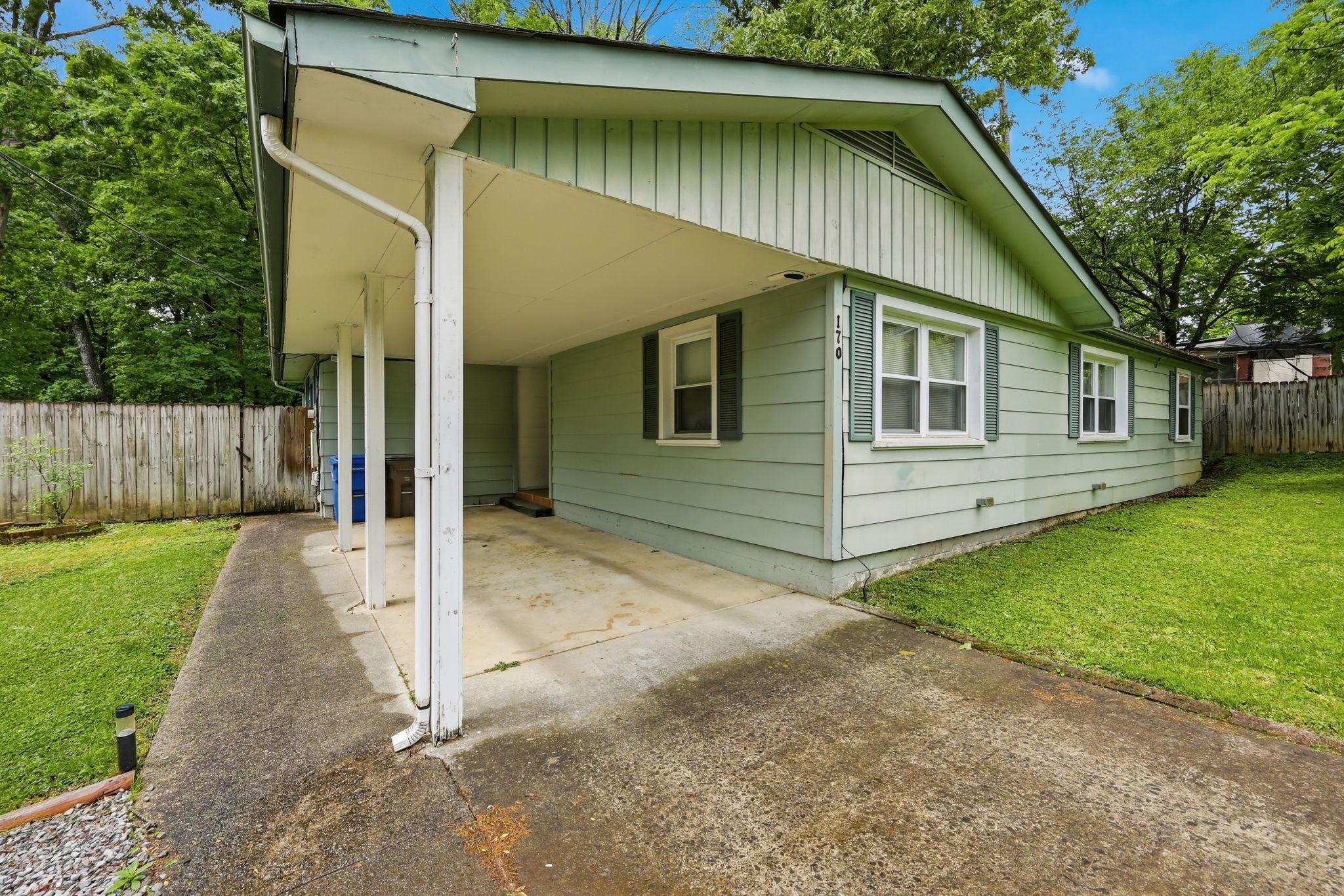 170 Northwestern Avenue Oak Ridge, TN 37830 - Photo 4 of 24
