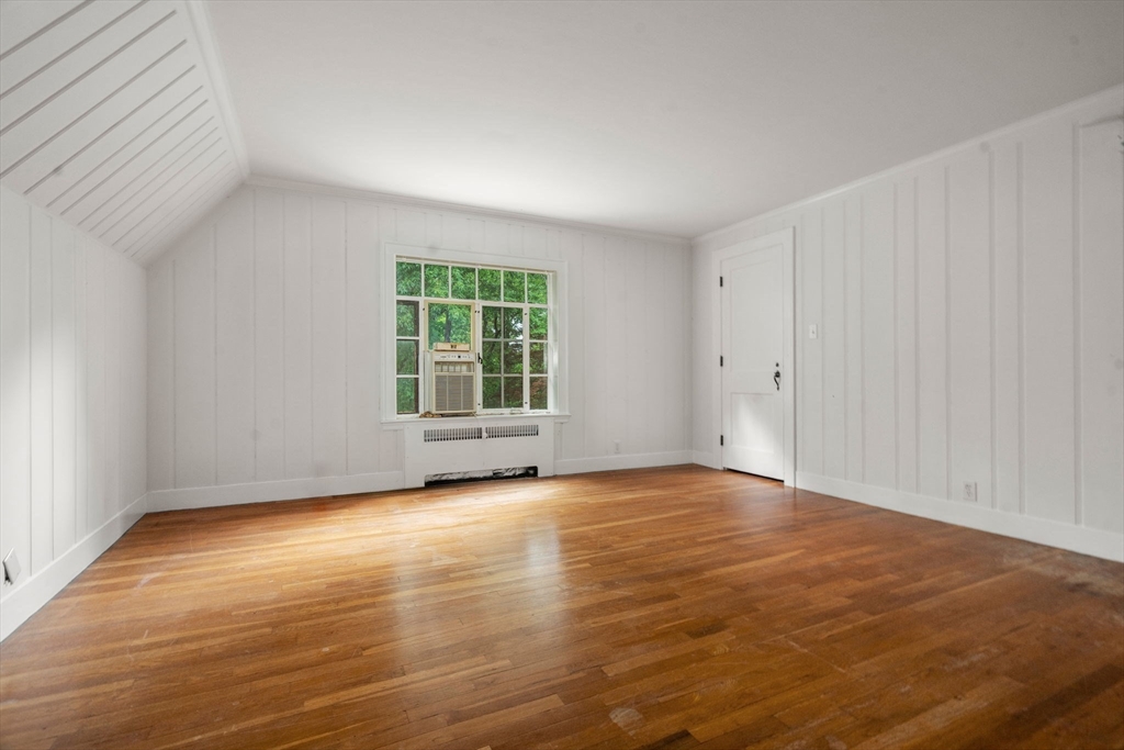 43 Monadnock Road Wellesley, MA 02481 - Photo 32 of 42