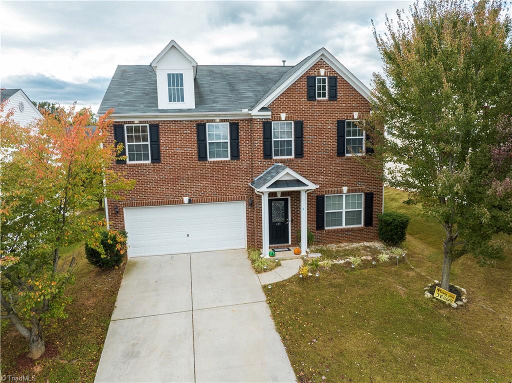 183 Everidge Road Winston-Salem, NC 27103 - Photo 2 of 32 Gallery Image 2