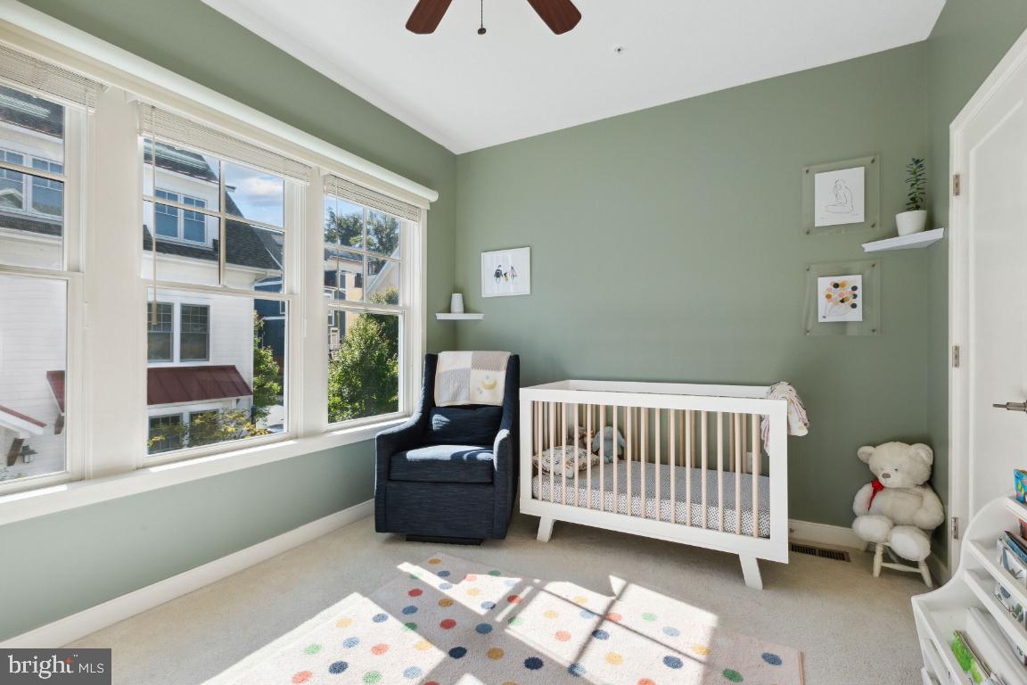 69 Ellsworth Heights Street Silver Spring, MD 20910 - Photo 23 of 41 Bedroom 2