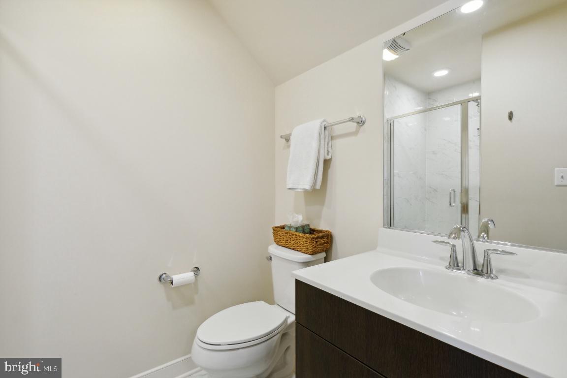 69 Ellsworth Heights Street Silver Spring, MD 20910 - Photo 28 of 41 Ensuite Bathroom, Bedroom 3