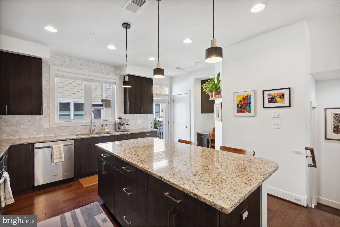 69 Ellsworth Heights Street Silver Spring, MD 20910 - Photo 9 of 41 Gourmet Kitchen