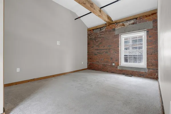 $3,900 | 58 13th Street, Unit 105, Boston, MA 02129