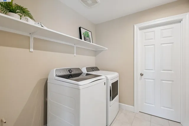 a view of a workspace