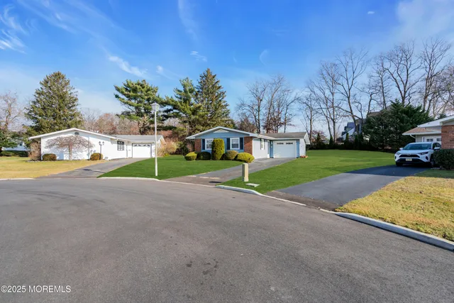 $315,000 | 9 Lodge Court, Brick, NJ 08724