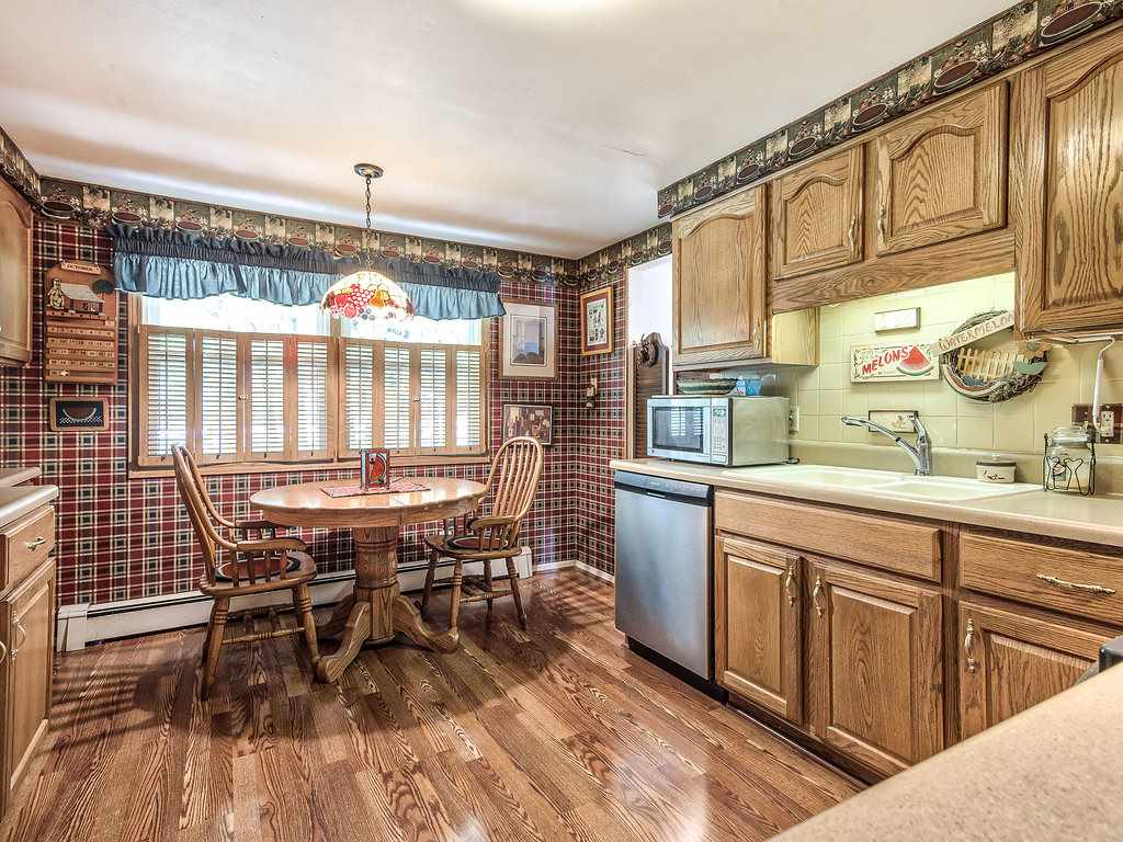 7404 Hope Farm Road Fort Wayne, IN 46815 - Photo 4 of 36 Gallery Image 4