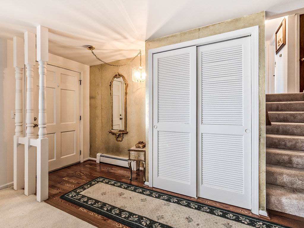 7404 Hope Farm Road Fort Wayne, IN 46815 - Photo 8 of 36 Gallery Image 8