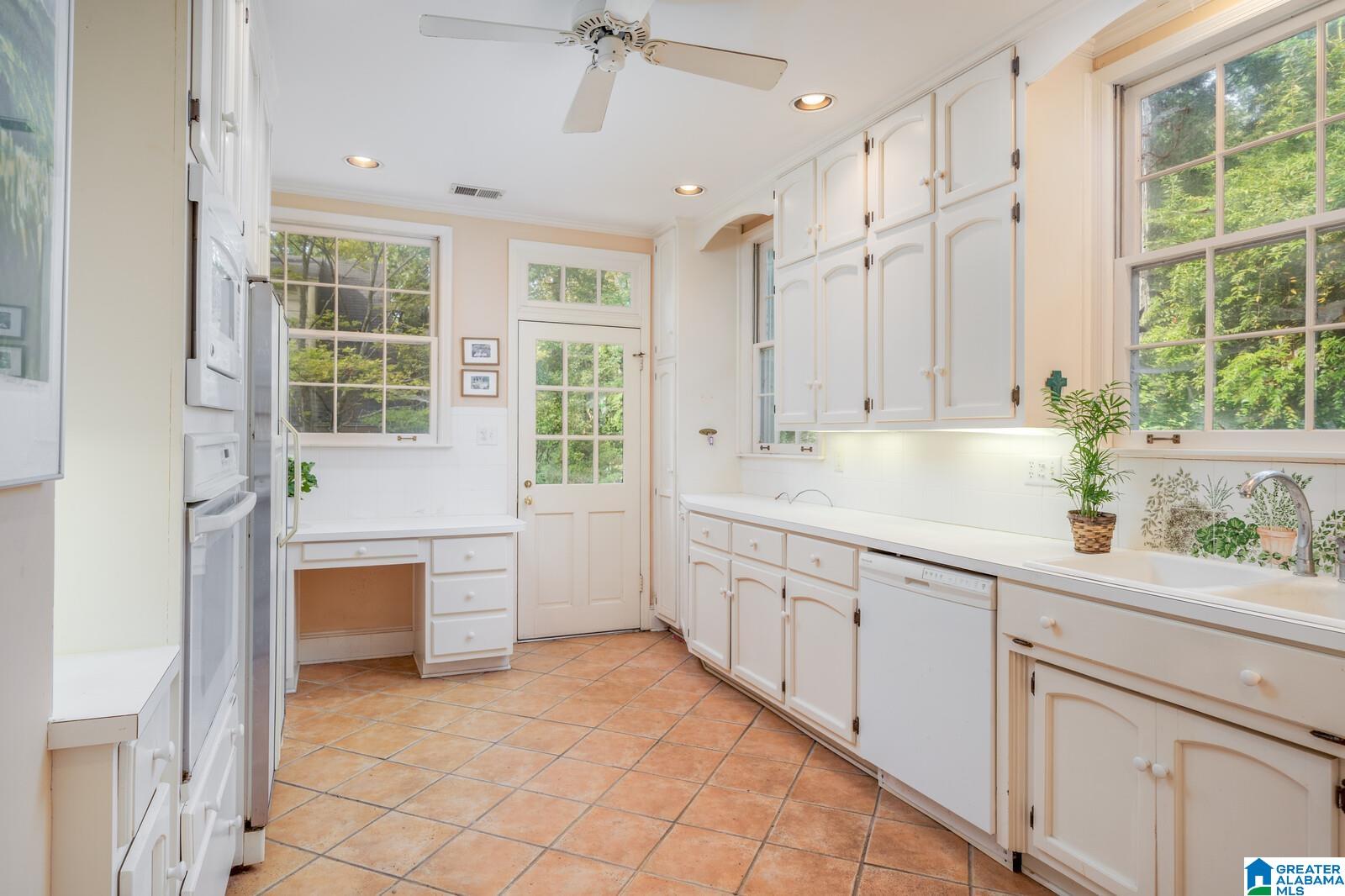 3156 Guilford Road Birmingham, AL 35223 - Photo 16 of 51