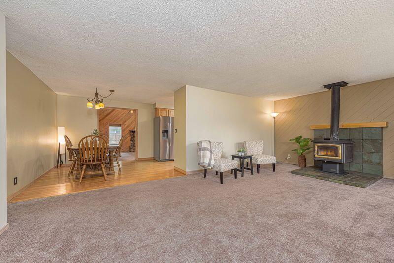 60834 Defiance Street Bend, OR 97702 - Photo 9 of 47