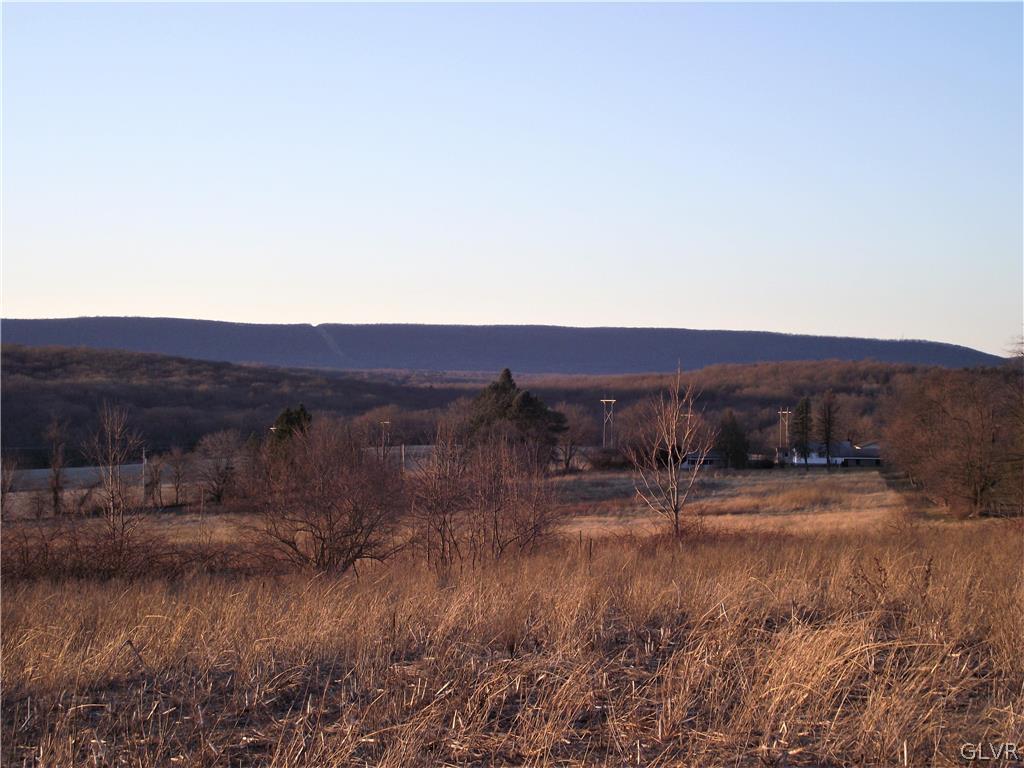 664 Fehr Road Nazareth, PA 18064 - Photo 3 of 9