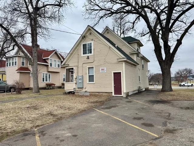 $199,500 | 308 9th Avenue South, St. Cloud, MN 56301